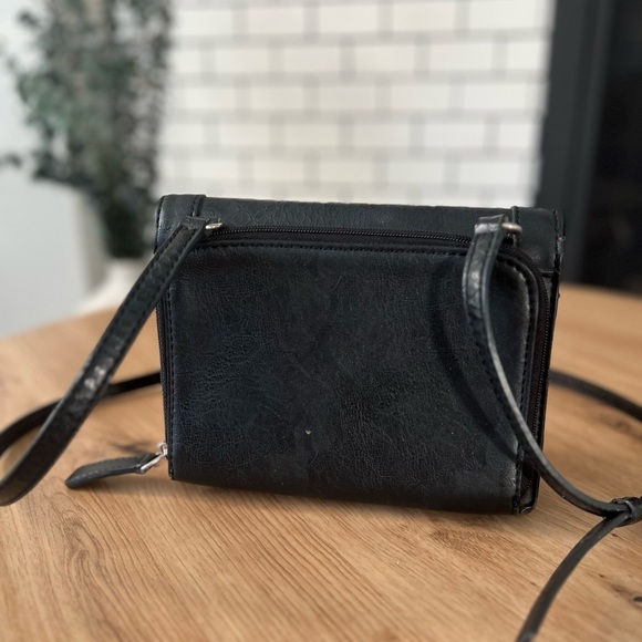 GUESS Black Textured Crossbody Bag - Picture 3 of 4